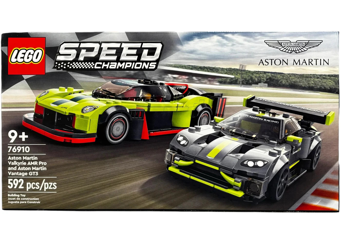 LEGO Speed Champions Aston Martin Valkyrie AMR Pro and Aston Martin Vantage GT3 Set 76910