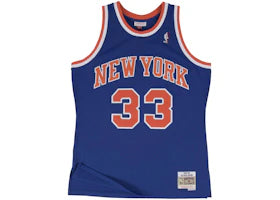 Mitchell & Ness New York Knicks Road 1991-92 Patrick Ewing Swingman Jersey Royal