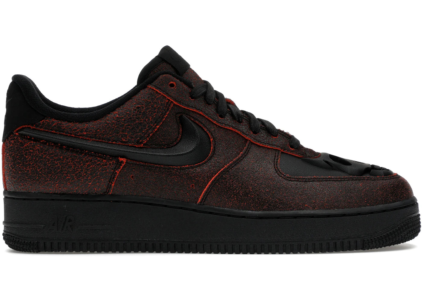 Nike Air Force 1 Low Retro QS Halloween Skull