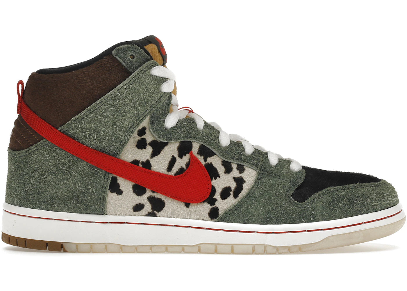 Nike SB Dunk High Dog Walker