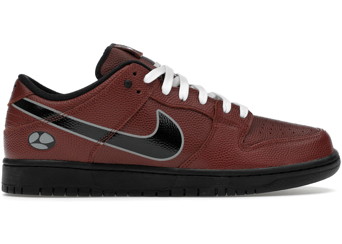 Nike SB Dunk Low Limosine Skateboards