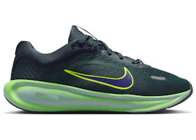 Nike Stellar Ride Seaweed Sanded Purple Fir (GS)