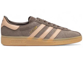 adidas Munchen SE Earth Strata Halo Blush Gum (Women's)