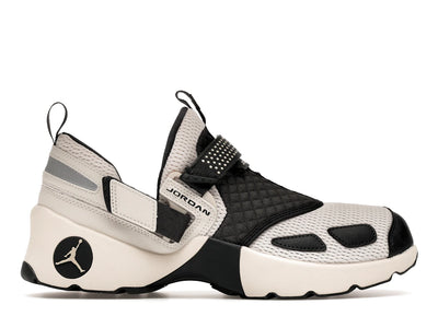 Jordan Trunner LX Light Orewood Brown (Women's)