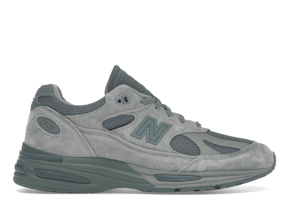 New Balance 991v2 MiUK thisisneverthat Grau