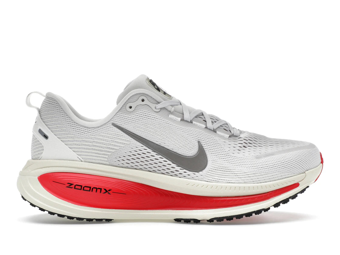 Nike Vomero 18 Platinum Tint Siren Red Light Smoke Gray Metallic Pewter