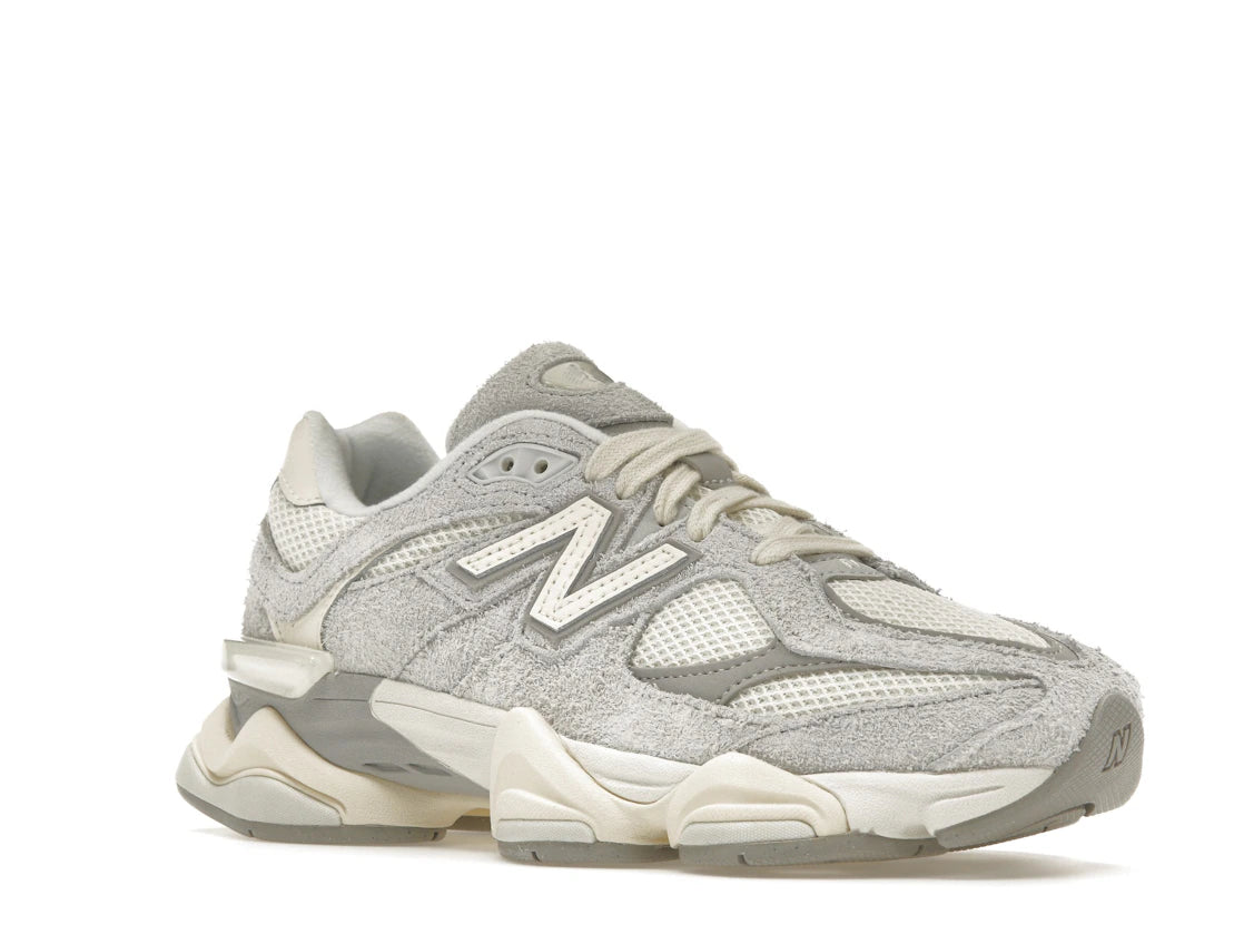 New Balance 9060 Quarzgrau