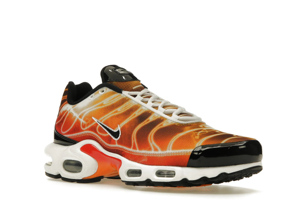 Nike Air Max Plus Light Photography