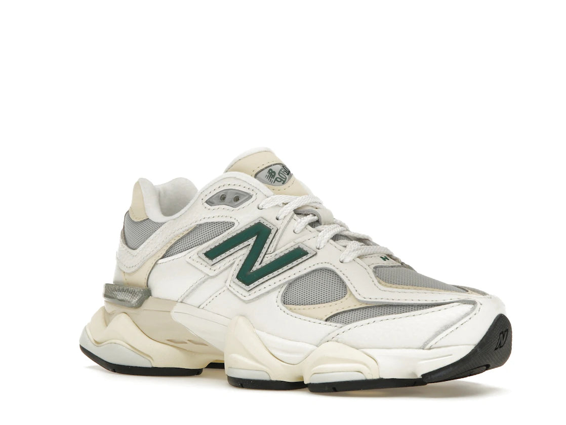New Balance 9060 Meersalzgelb