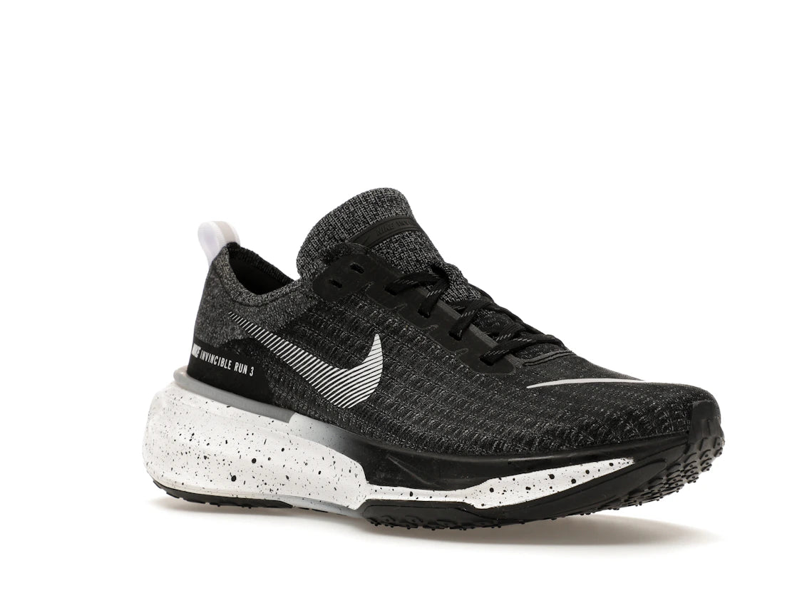 Nike ZoomX Invincible Run 3 Oreo