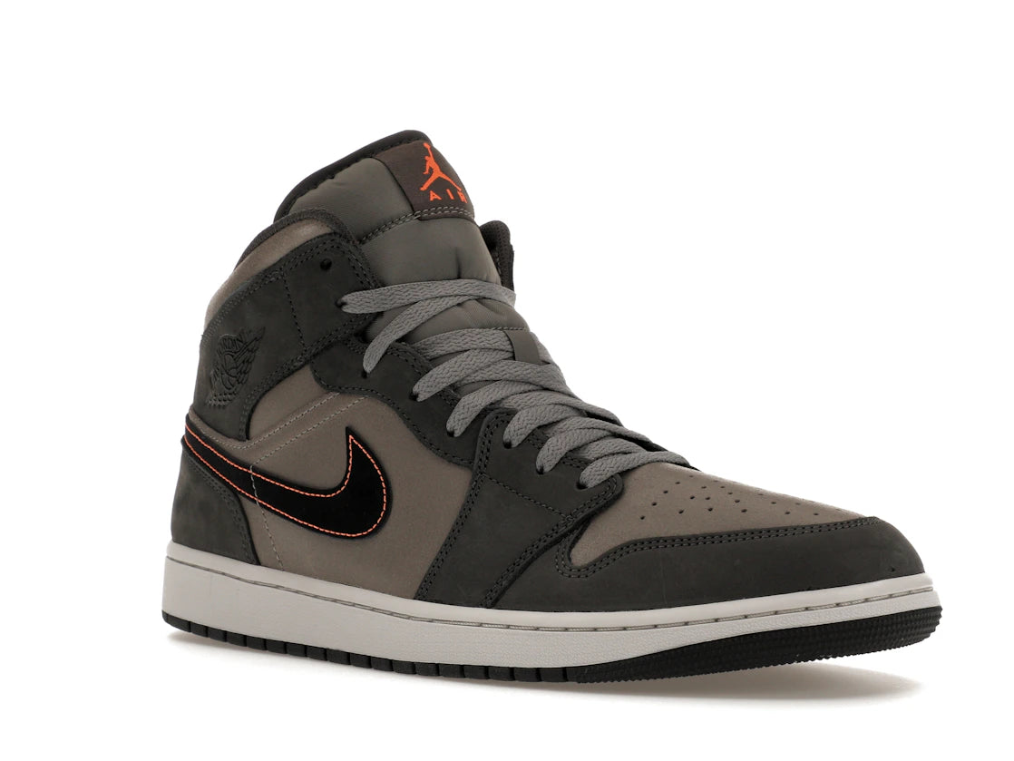 Jordan 1 Mid SE Night Stadium