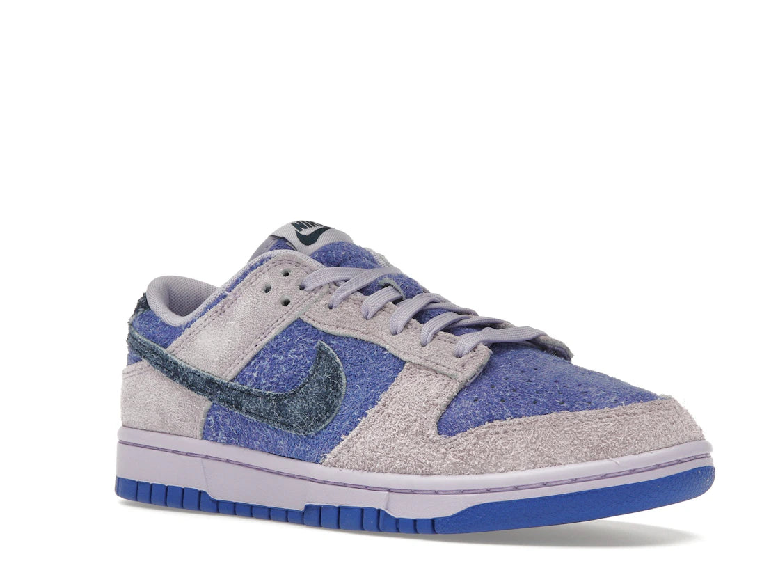 Nike Dunk Low SE Hydrangeas (Damen)