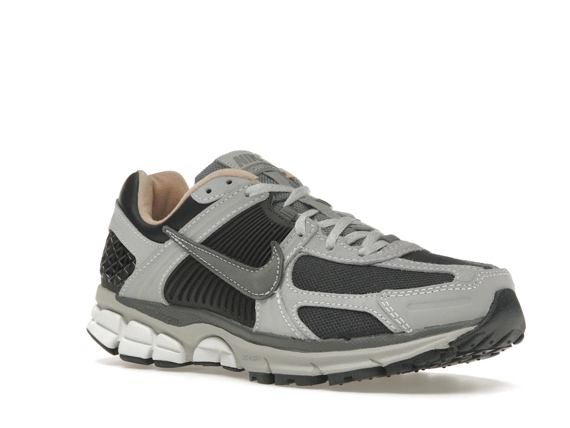Nike Zoom Vomero 5 Dunkelgrau Vachetta