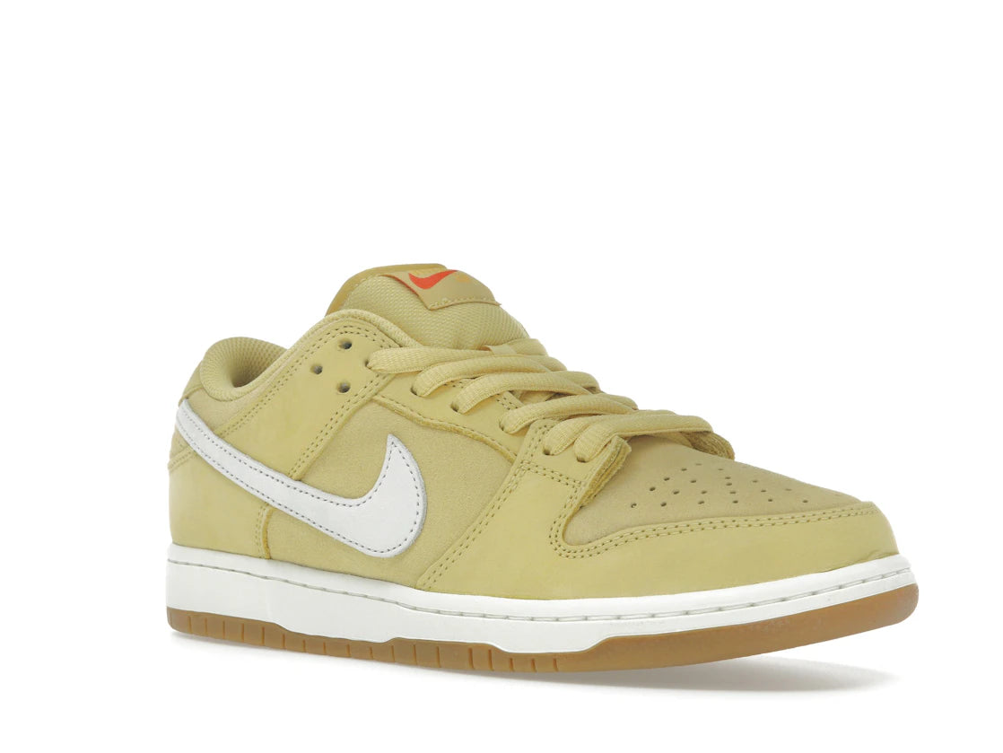 Nike SB Dunk Low Saturn Gold