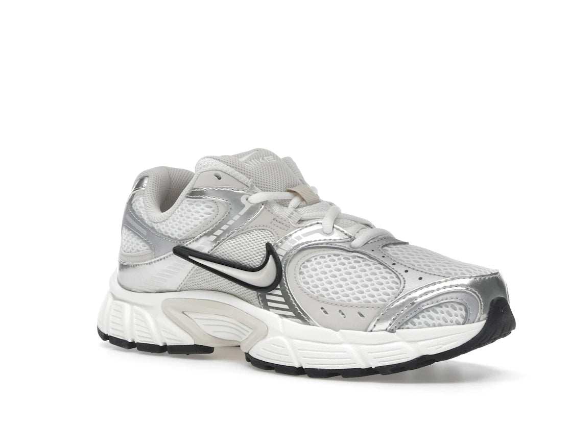 Nike V5 RNR Sail Light Orewood Brown (Damen)