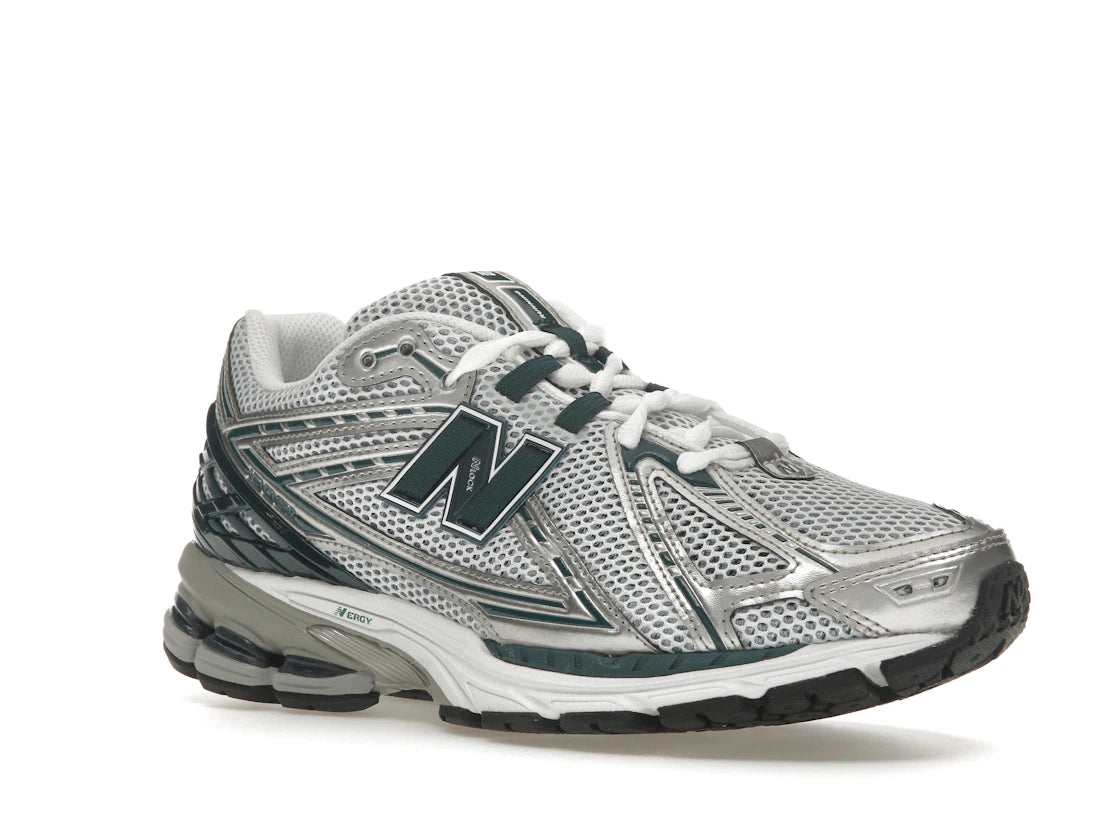 New Balance 1906R Silber Metallic Tiefsee