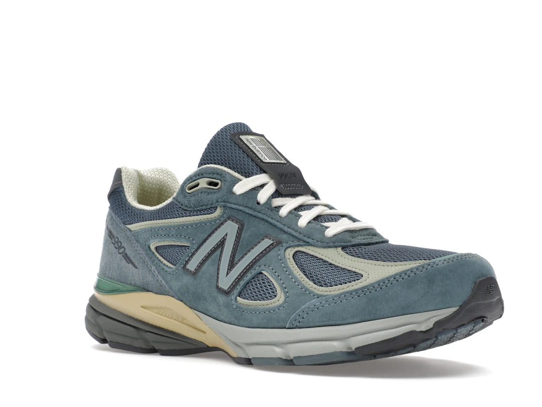 New Balance 990v4 MiUSA Auralee Blau