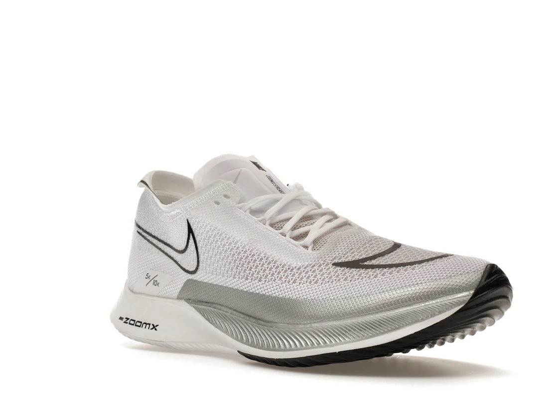 Nike ZoomX Streakfly Premium Weiß Metallic Silber