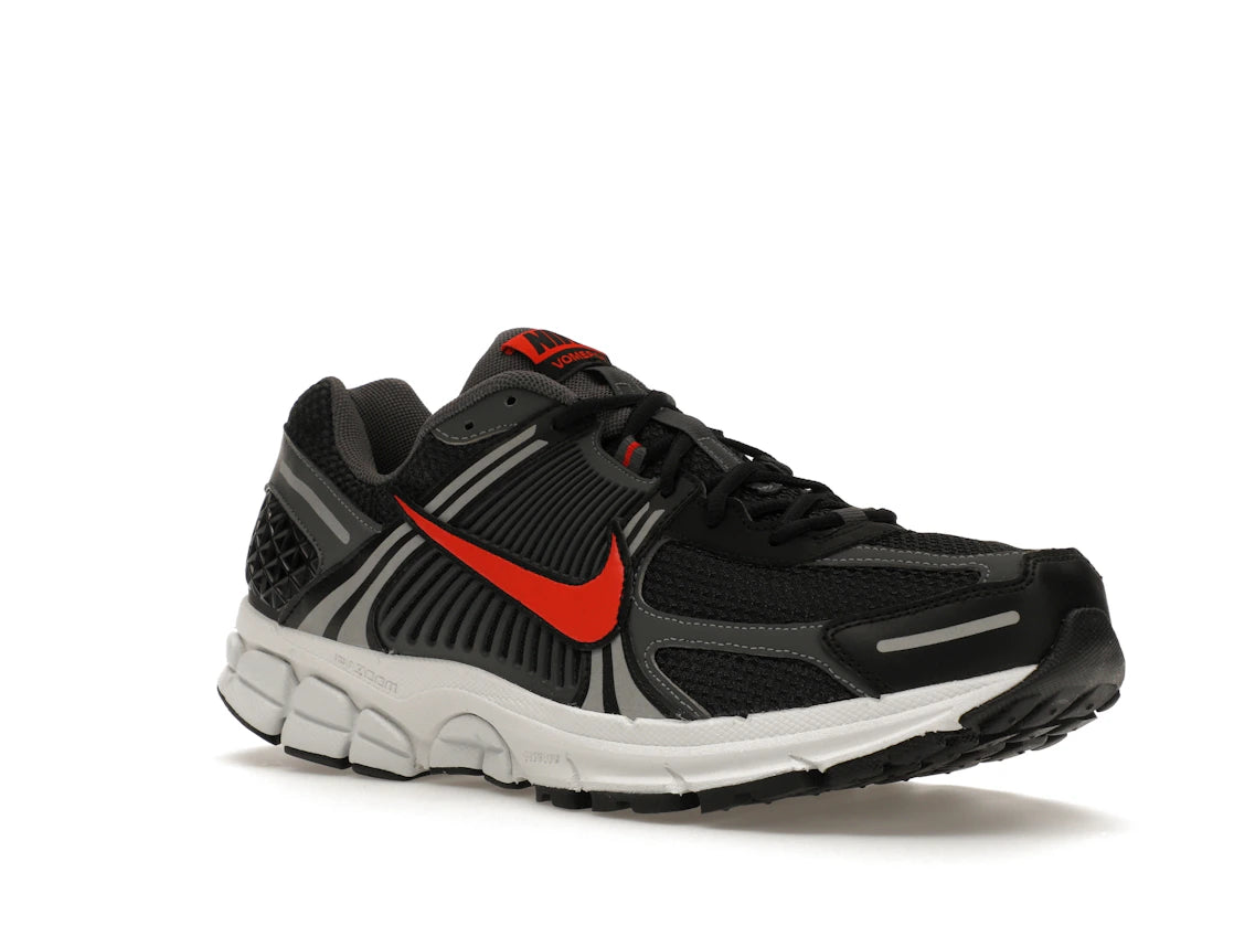 Nike Zoom Vomero 5 Schwarz Picante Rot