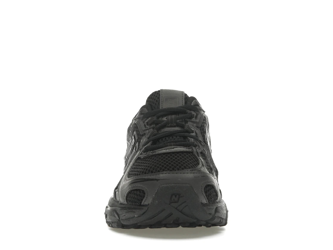 New Balance 740 Triple Black