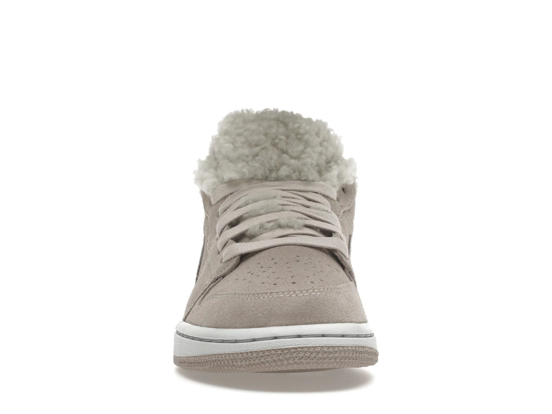 Jordan 1 Low SE Sherpa Fleece (Women's)