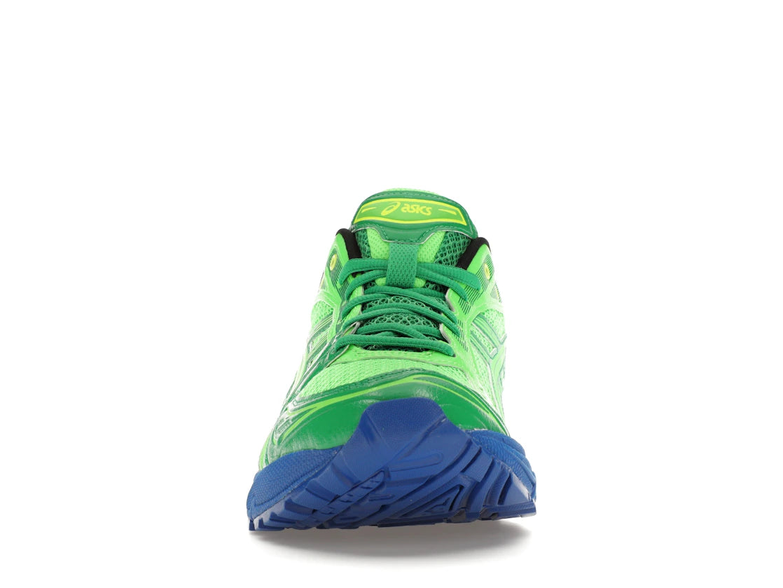 ASICS Gel-Kayano 14 Field Trip Aufnahmen Ferngrün