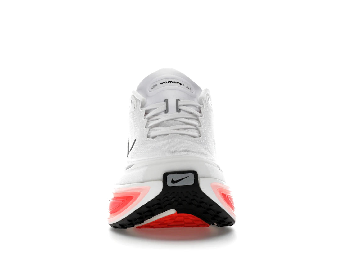Nike Vomero Plus Weiß Schwarz Leuchtendes Karmesinrot