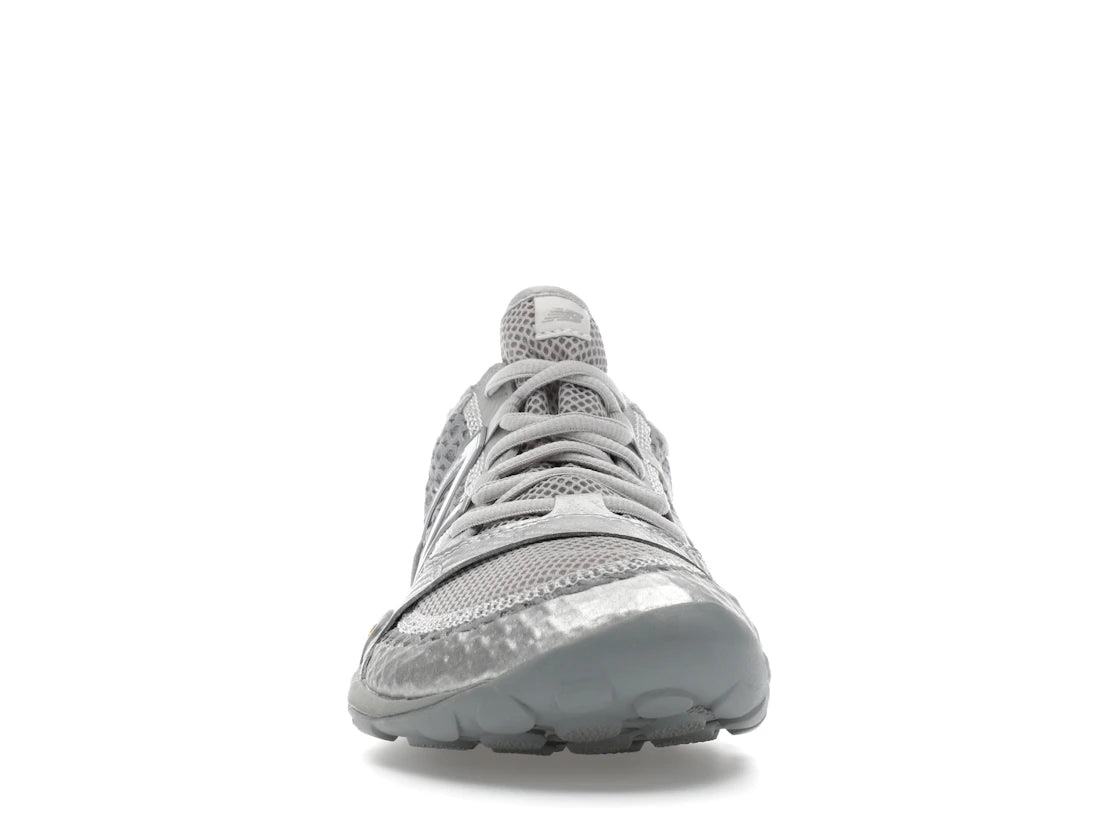 New Balance MT10 Silber Metallic