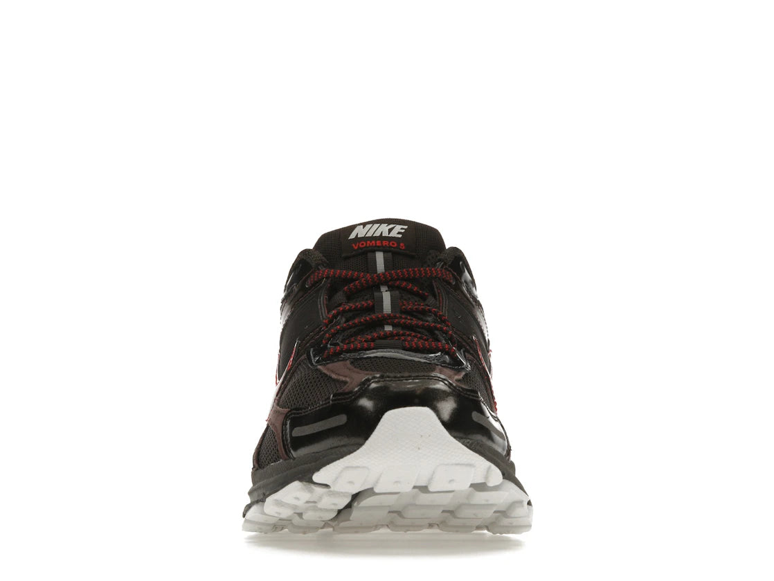 Nike Zoom Vomero 5 Samtbraun