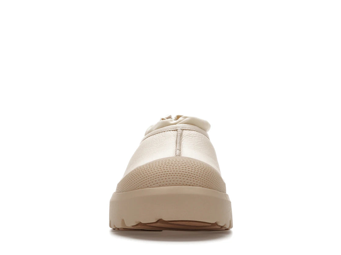 UGG Tasman Weather Hybrid Hausschuh Birke Weißer Pfeffer