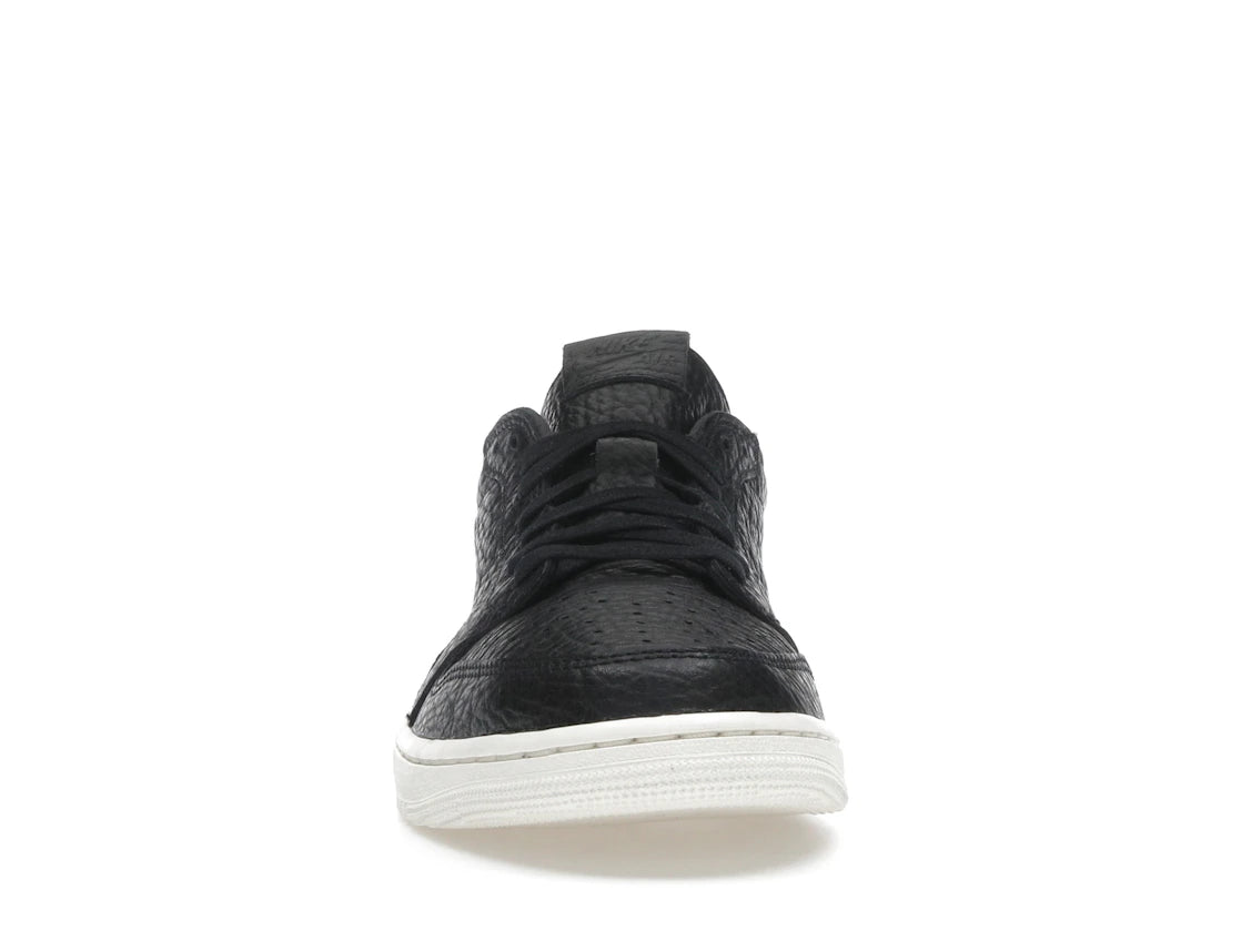 Jordan 1 Retro Low Swooshless Schwarz (2025)
