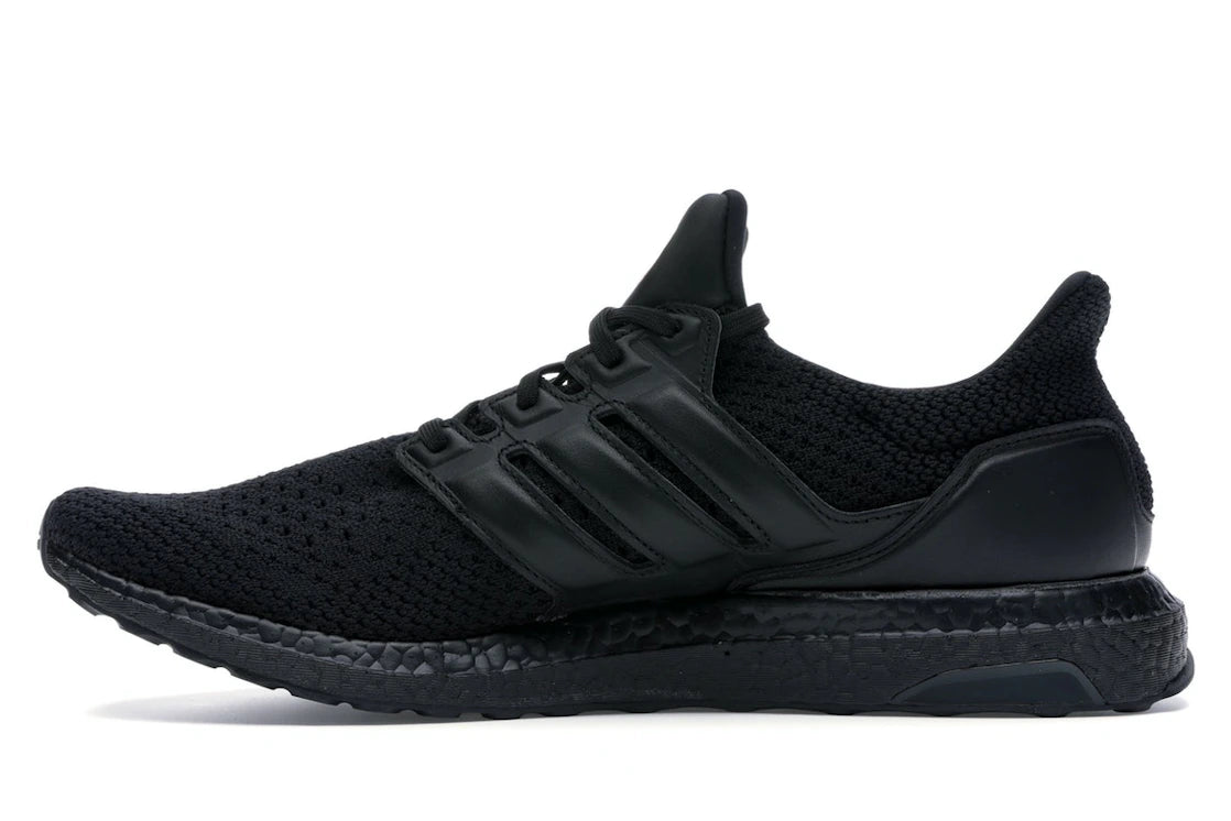adidas Ultra Boost Manchester United