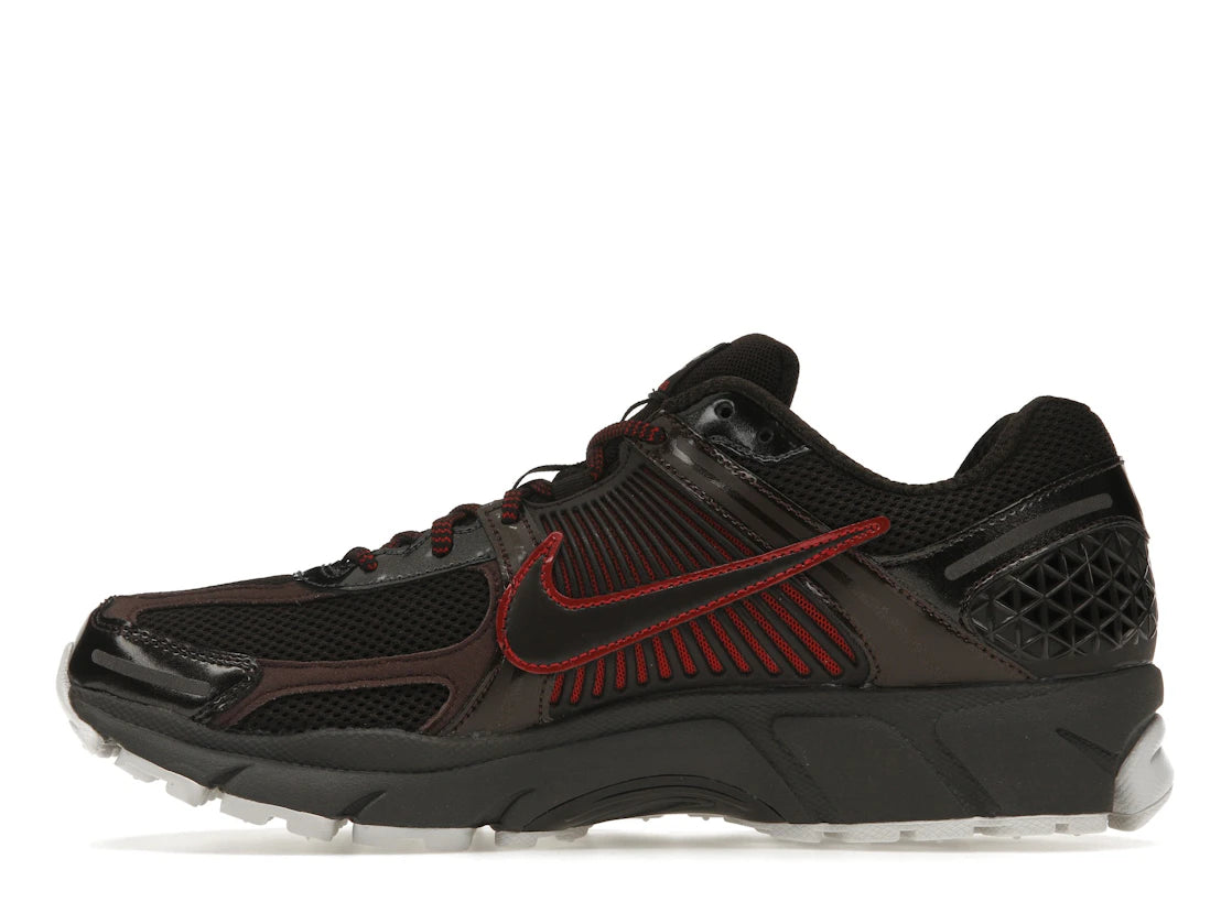 Nike Zoom Vomero 5 Samtbraun