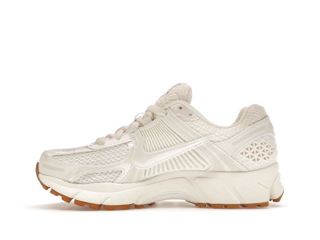 Nike Zoom Vomero 5 Sail Coconut Milk (Women's)