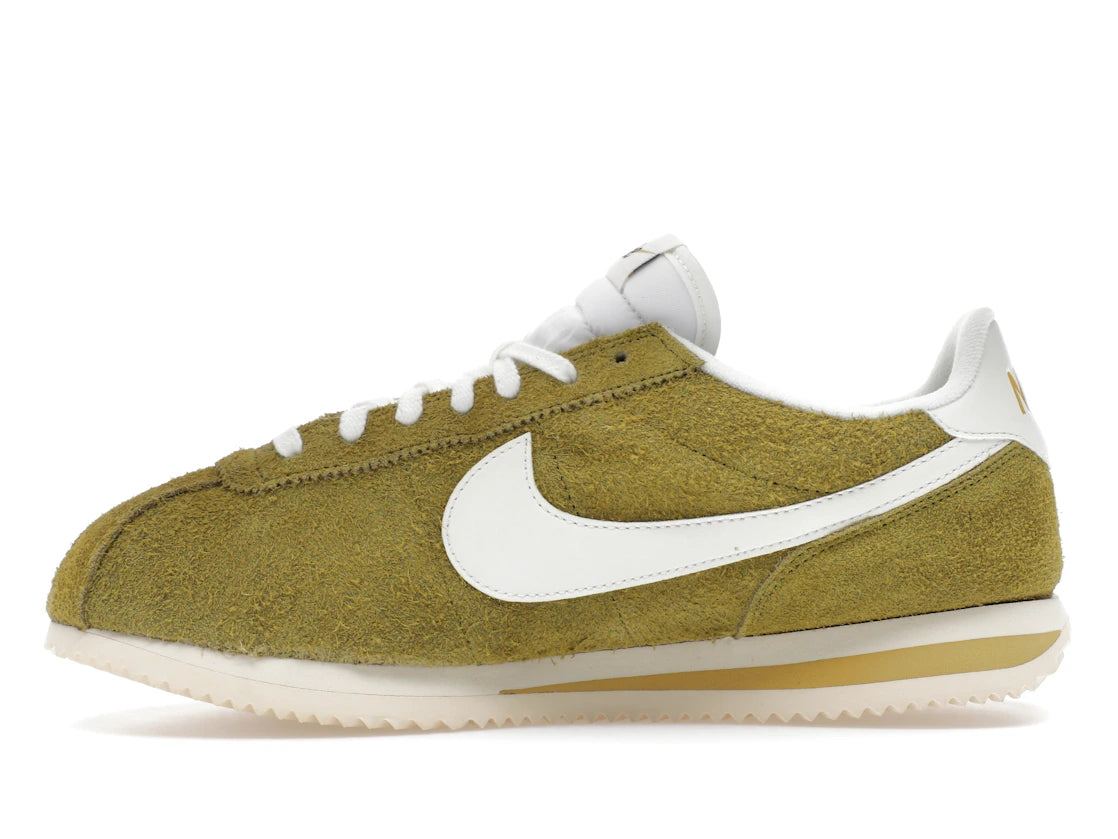 Nike Cortez SE Wildleder Pacific Moss Infinite Gold Muslin Sail