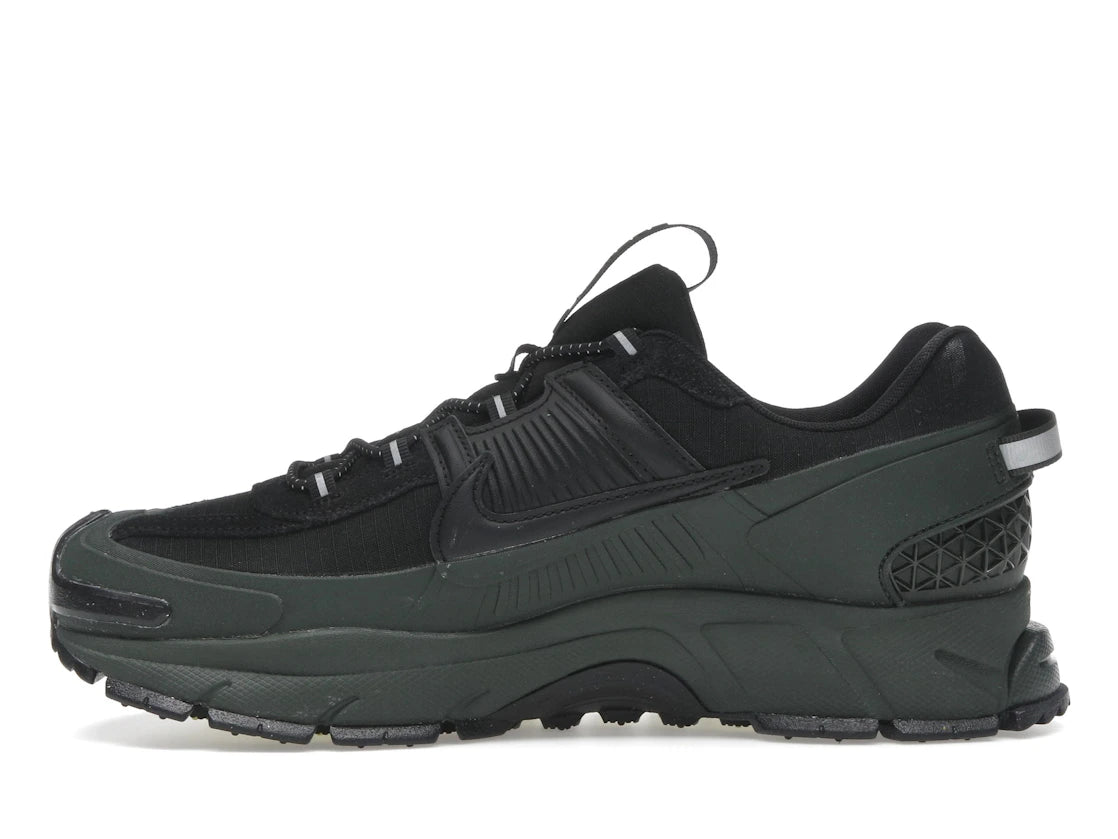 Nike Zoom Vomero 5 Roam Sequoia Schwarz
