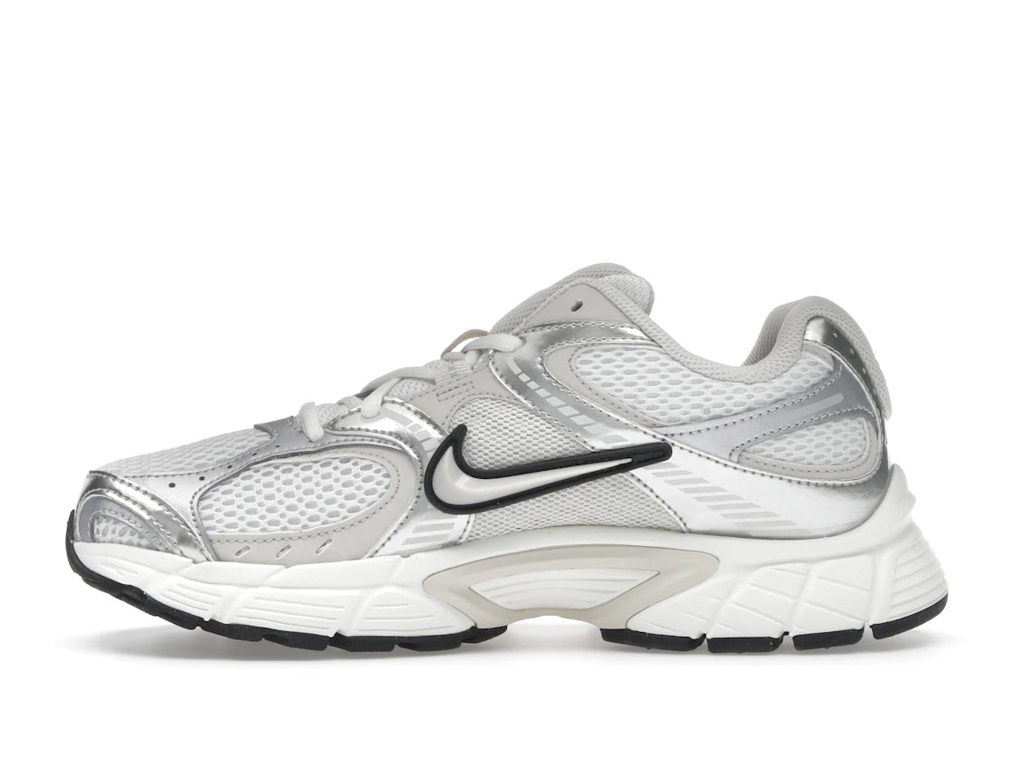 Nike V5 RNR Sail Light Orewood Brown (Damen)