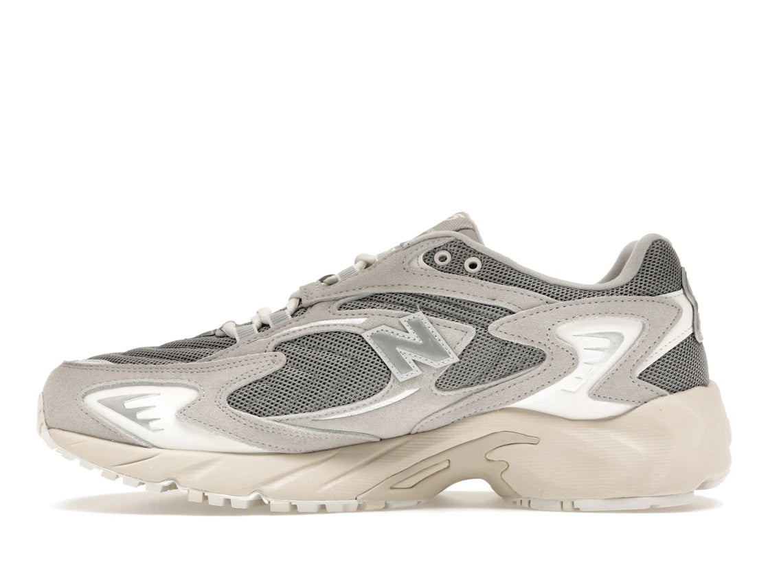 New Balance 725 Hellgrau