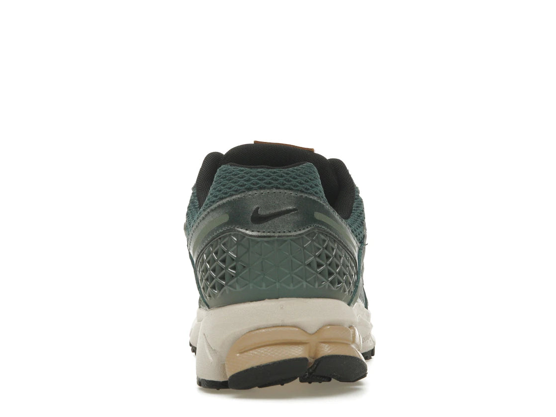 Nike Zoom Vomero 5 Vintage Green Light Orewood Brown Hemp Chrome (Damen)