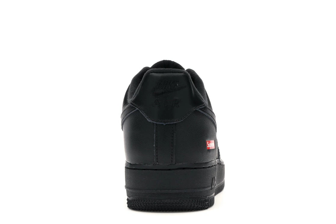 Nike Air Force 1 Low Supreme Schwarz