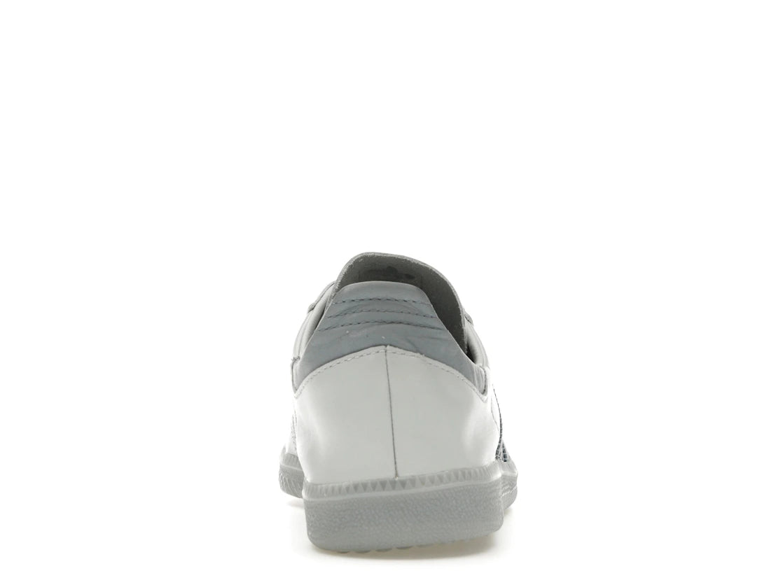 adidas Samba Decon Pantone Silber Metallic