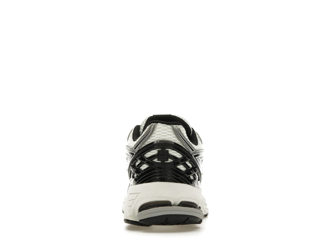 New Balance 1906R Silber Metallic Schwarz (GS)