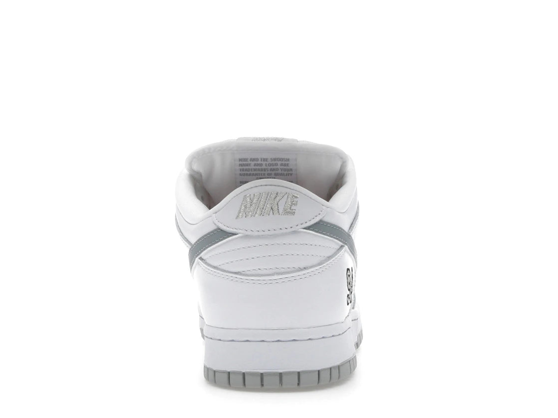 Nike SB Dunk Low Supreme 94 Weiß Metallic Silber