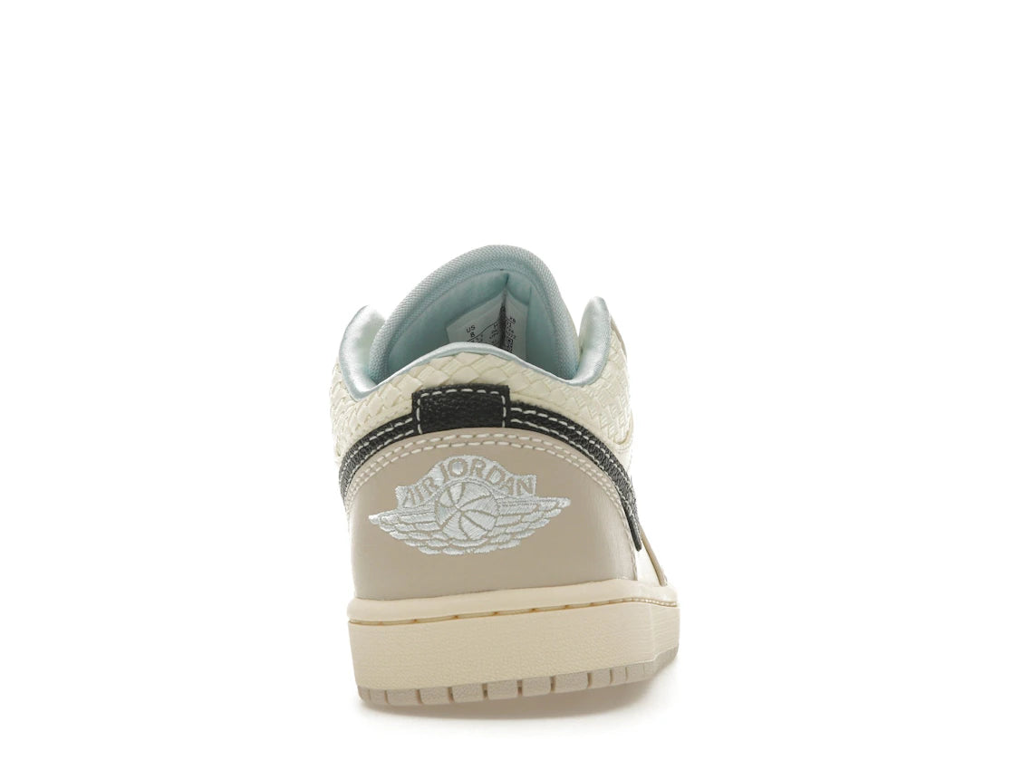 Jordan 1 Low SE Sanddrift Glacier Blue (Damen)