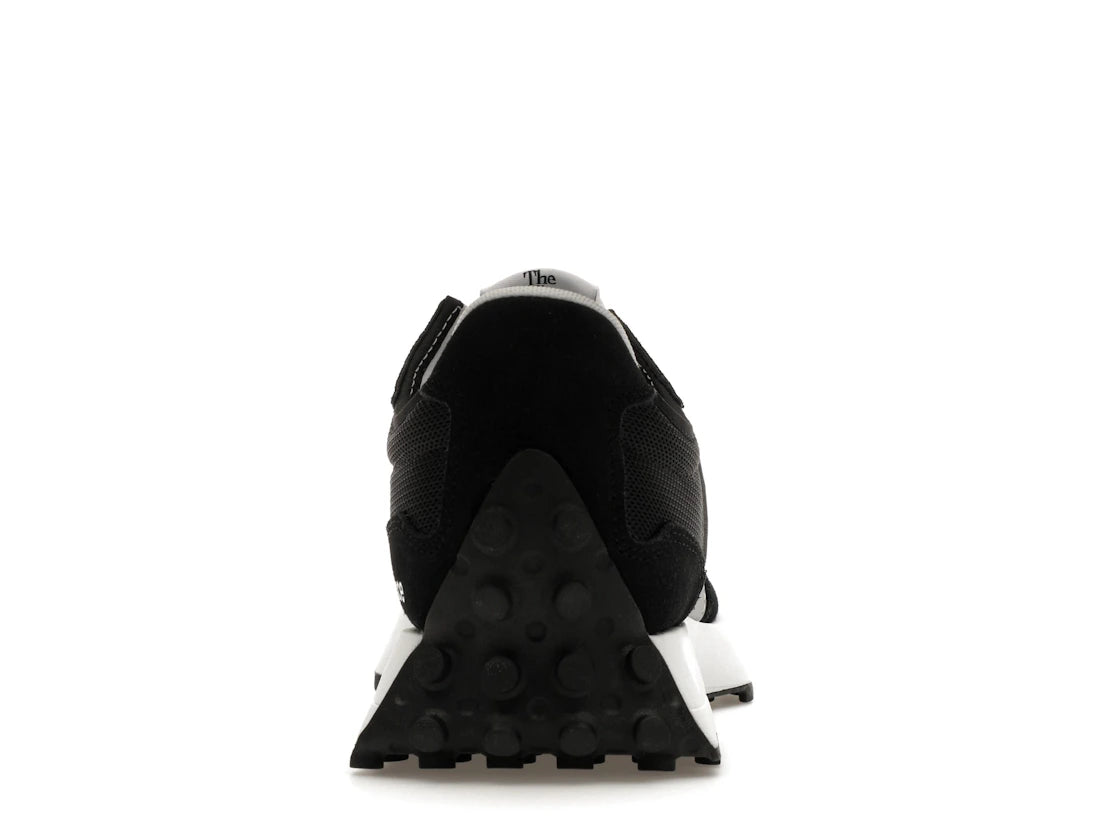 New Balance 327 Schwarz Silber