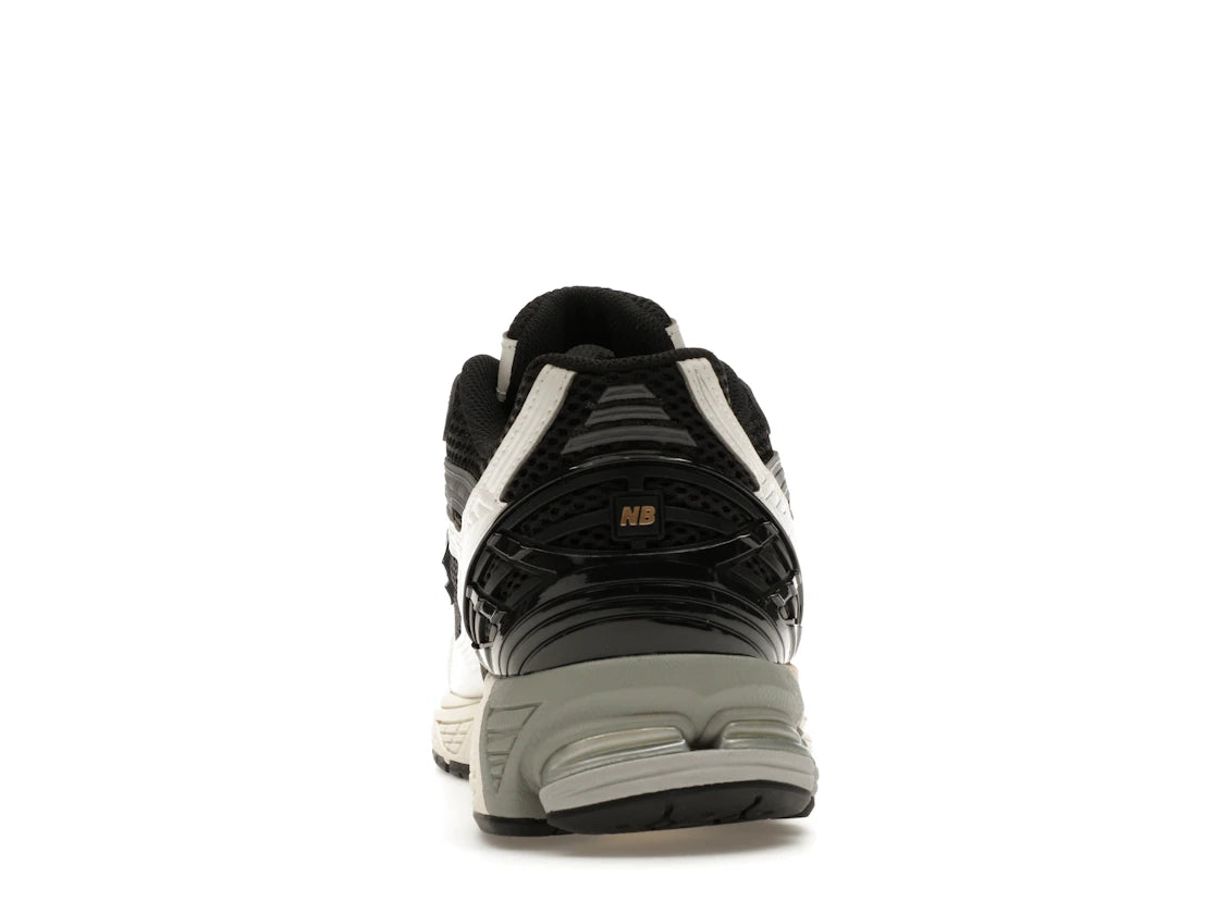 New Balance 1906U Black Sea Salt Magnet