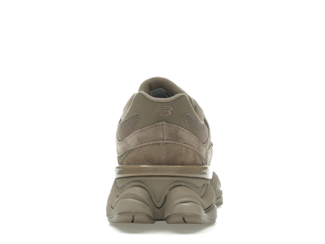 New Balance 9060 Kastanie