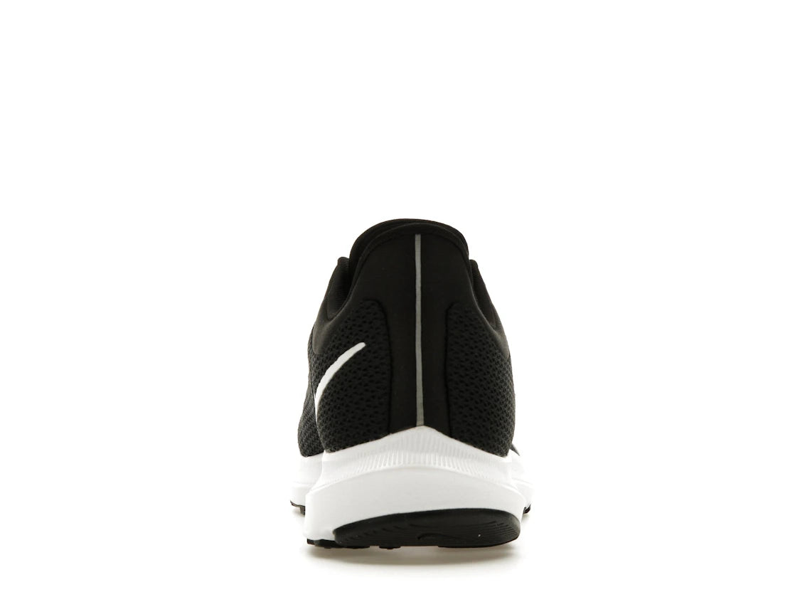 Nike Quest 2 Schwarz