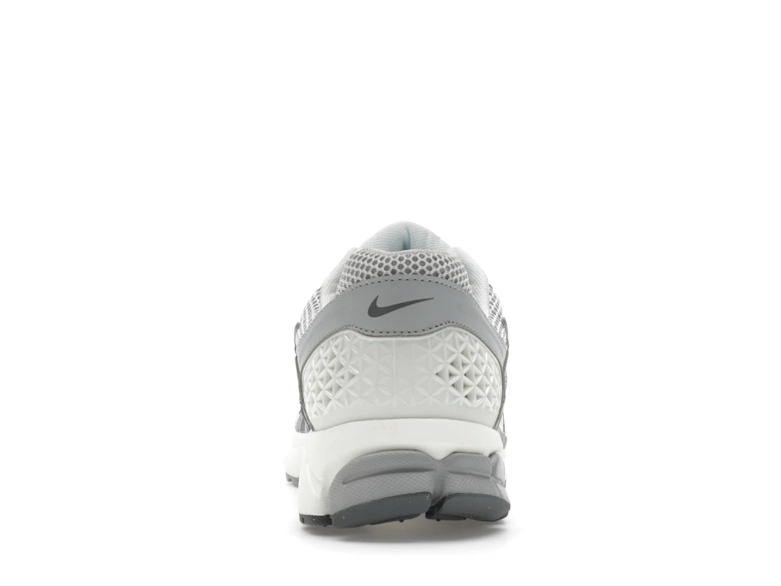 Nike Zoom Vomero 5 Metallic Silver