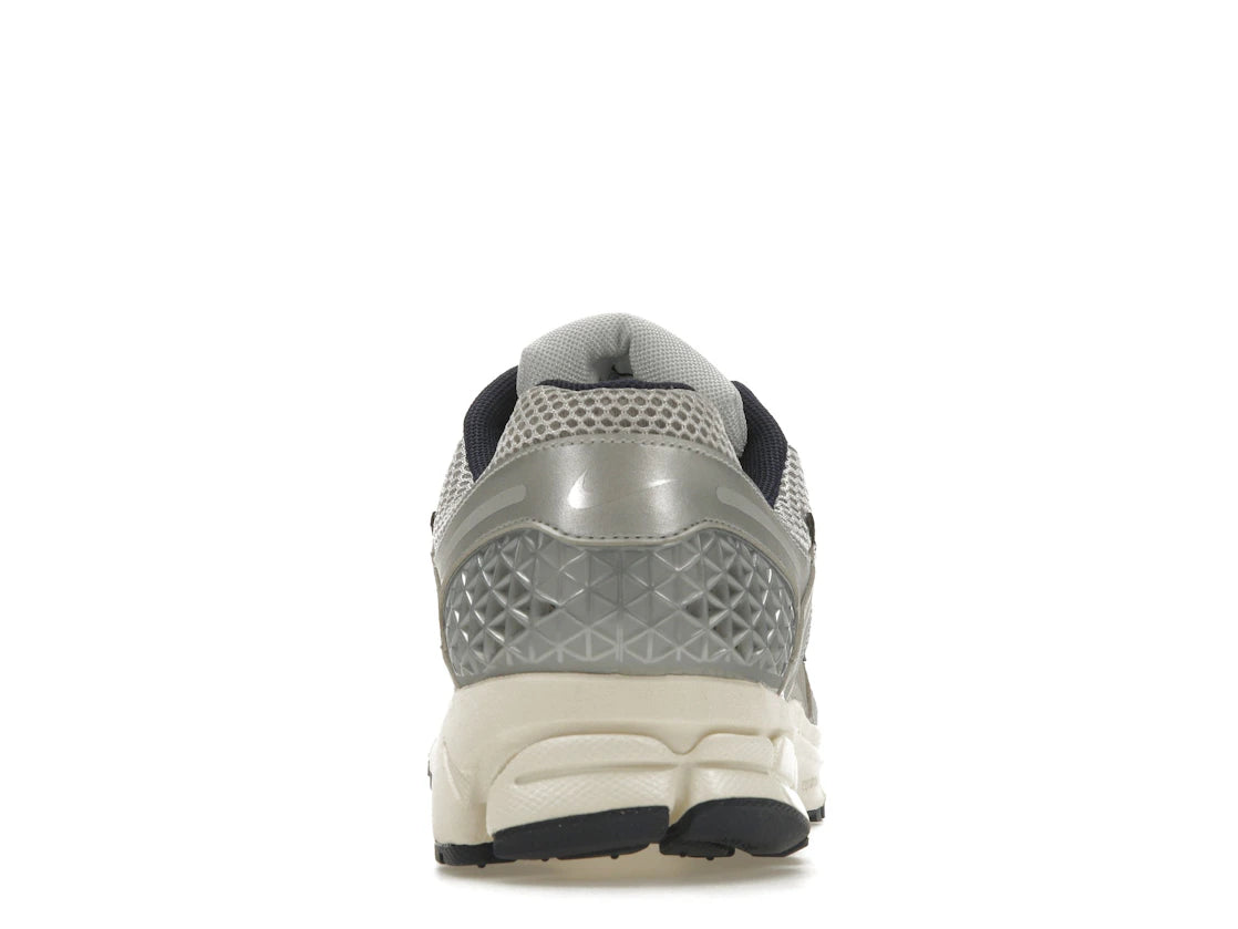 Nike Zoom Vomero 5 Pure Platinum Laser Orange